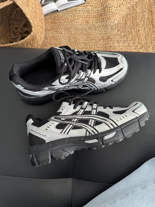 Asics Gel-Kahana 8 SP sneakers